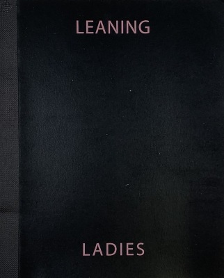 Leaning Ladies / James Prez