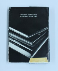 Designer Bookbinders at Leighton House, 1985 : a Catalogue of the Exhibits / Philip Smith; Designer Bookbinders